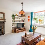 Luxurious Quirky Flat In Greenwich O2 Arena With Free Parking